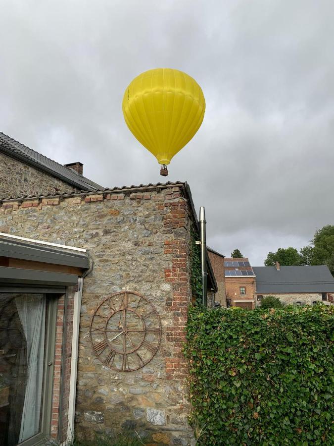 Maison D'Hote Les Notes Endormies Suite Le Refuge Walcourt Exterior photo